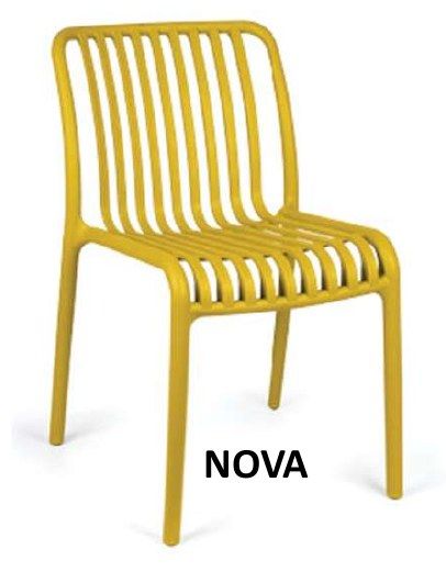 Caf&eacute; chair