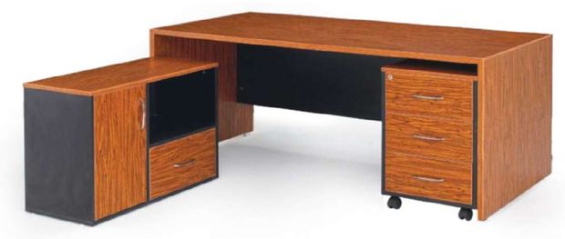 Premium executive desk